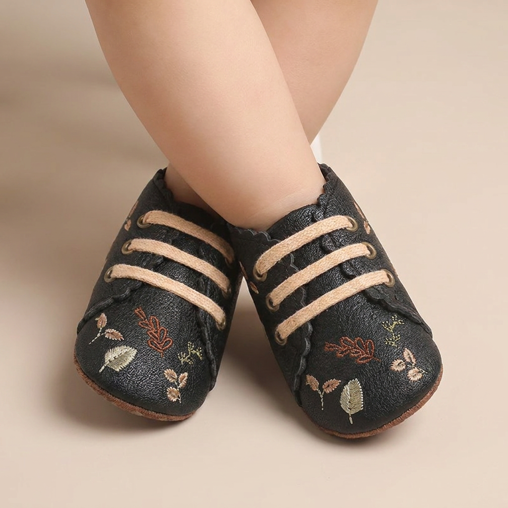 Leaf Print Lace-Up Sneaker Shoes