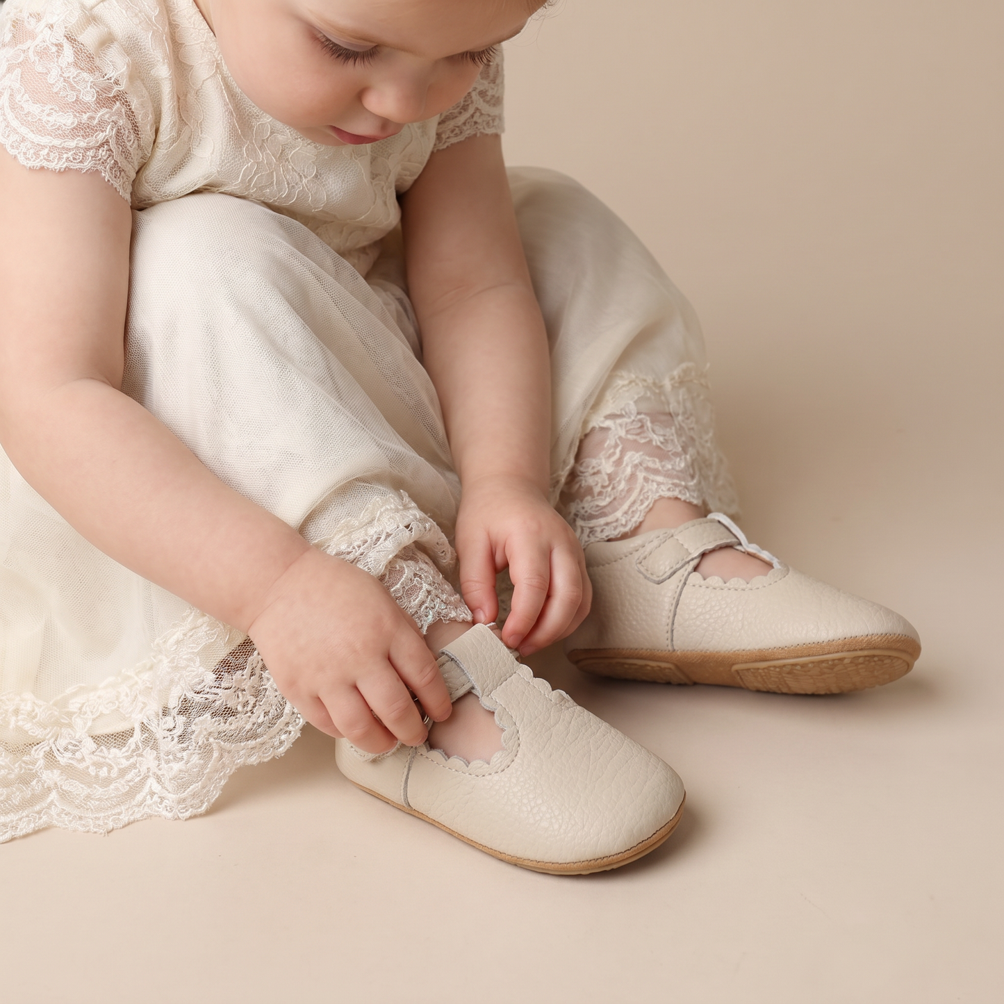 Scallop T-Strap Buckle Shoes
