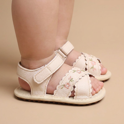 Scallop Edge Floral Sandals